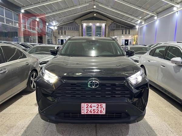 Toyota for sale in Iraq